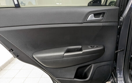 KIA Sportage IV рестайлинг, 2020 год, 2 150 000 рублей, 28 фотография