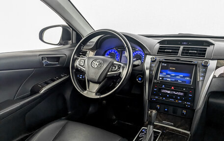Toyota Camry, 2016 год, 2 060 000 рублей, 29 фотография