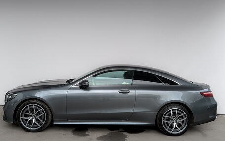 Mercedes-Benz E-Класс, 2021 год, 6 195 000 рублей, 8 фотография
