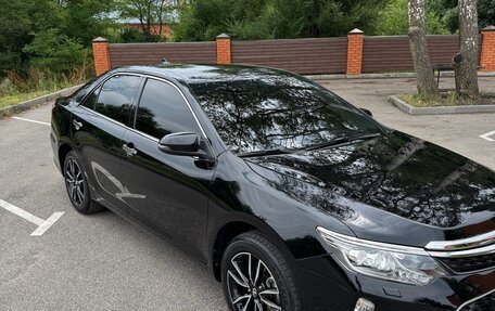 Toyota Camry, 2017 год, 2 850 000 рублей, 5 фотография