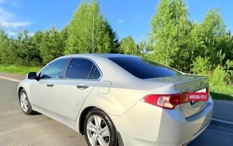 Honda Accord VIII рестайлинг, 2011 год, 1 350 000 рублей, 3 фотография