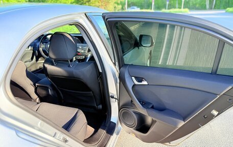 Honda Accord VIII рестайлинг, 2011 год, 1 350 000 рублей, 16 фотография