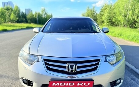 Honda Accord VIII рестайлинг, 2011 год, 1 350 000 рублей, 10 фотография