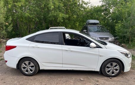 Hyundai Solaris II рестайлинг, 2016 год, 600 000 рублей, 16 фотография