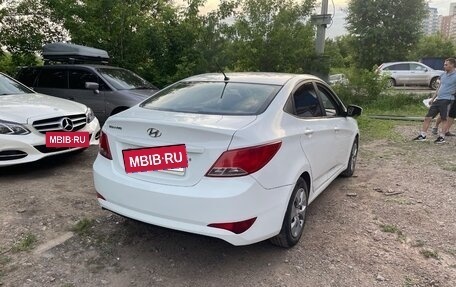 Hyundai Solaris II рестайлинг, 2016 год, 600 000 рублей, 9 фотография