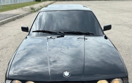 BMW 5 серия, 1992 год, 365 000 рублей, 4 фотография