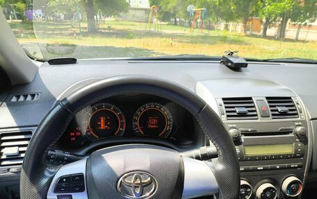 Toyota Corolla, 2011 год, 950 000 рублей, 14 фотография