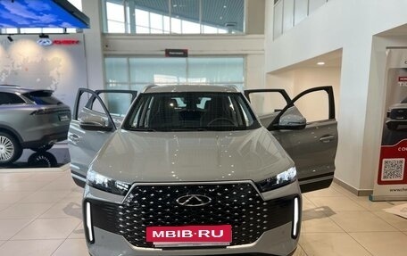 Chery Tiggo 4 I рестайлинг, 2025 год, 2 350 000 рублей, 13 фотография