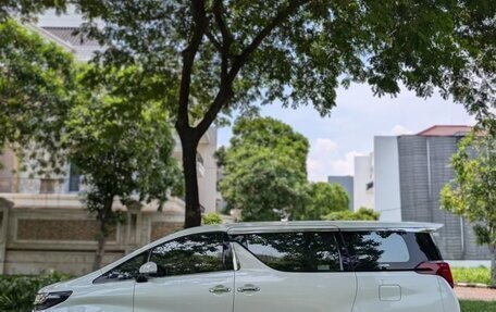 Toyota Alphard III, 2021 год, 3 000 000 рублей, 6 фотография