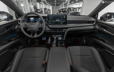 Toyota Camry, 2025 год, 4 700 000 рублей, 8 фотография