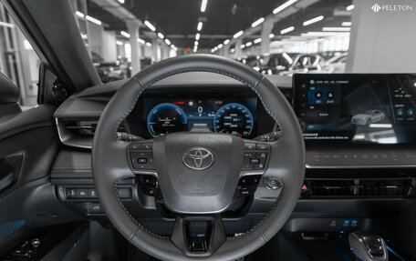 Toyota Camry, 2025 год, 4 700 000 рублей, 11 фотография