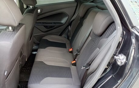 Ford Fiesta, 2016 год, 799 000 рублей, 11 фотография