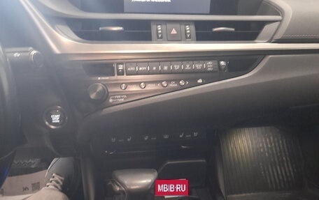Lexus ES VII, 2019 год, 3 500 000 рублей, 10 фотография