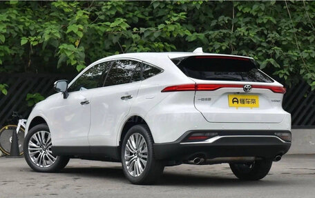 Toyota Harrier, 2025 год, 3 500 000 рублей, 4 фотография