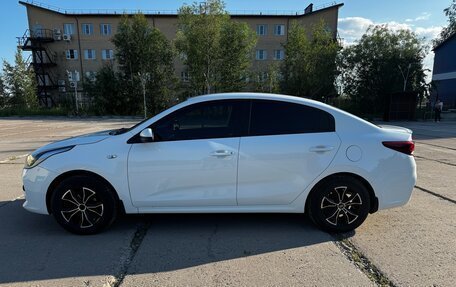 KIA Rio IV, 2017 год, 1 290 000 рублей, 7 фотография