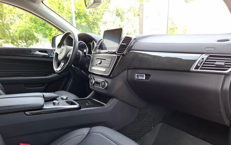 Mercedes-Benz GLE, 2018 год, 4 850 000 рублей, 11 фотография