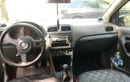 Volkswagen Polo VI (EU Market), 2012 год, 700 000 рублей, 5 фотография