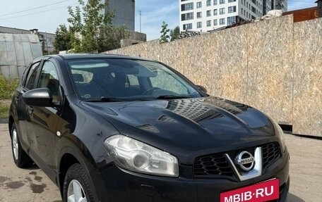 Nissan Qashqai, 2011 год, 710 000 рублей, 2 фотография