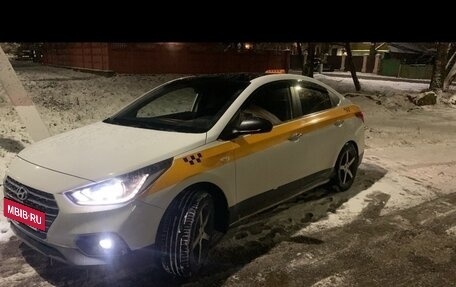 Hyundai Solaris II рестайлинг, 2018 год, 1 410 000 рублей, 5 фотография