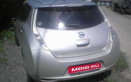 Nissan Leaf I, 2016 год, 888 000 рублей, 2 фотография