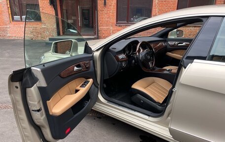 Mercedes-Benz CLS, 2011 год, 2 300 000 рублей, 7 фотография