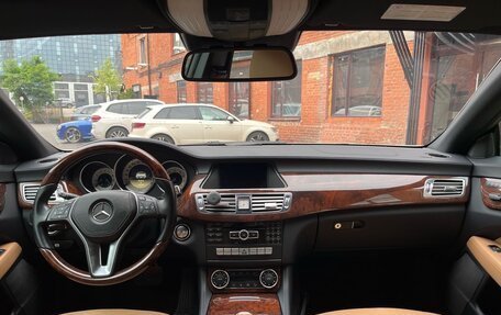 Mercedes-Benz CLS, 2011 год, 2 300 000 рублей, 13 фотография