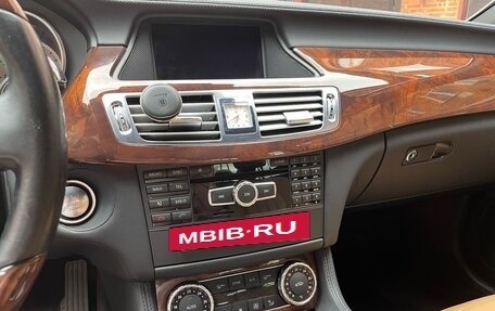 Mercedes-Benz CLS, 2011 год, 2 300 000 рублей, 11 фотография