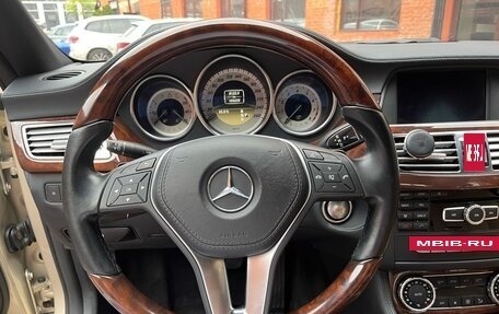 Mercedes-Benz CLS, 2011 год, 2 300 000 рублей, 10 фотография