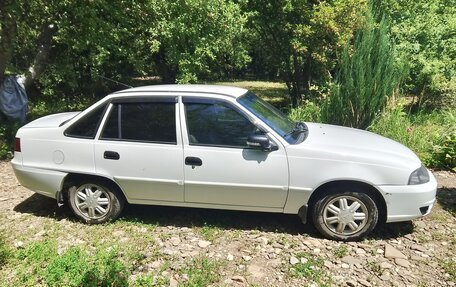 Daewoo Nexia I рестайлинг, 2013 год, 500 000 рублей, 3 фотография