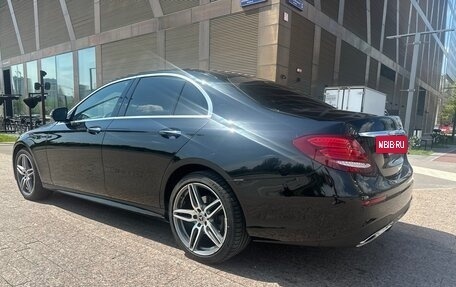 Mercedes-Benz E-Класс, 2019 год, 3 199 000 рублей, 7 фотография