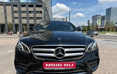 Mercedes-Benz E-Класс, 2019 год, 3 199 000 рублей, 2 фотография