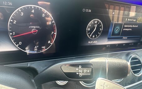 Mercedes-Benz E-Класс, 2019 год, 3 199 000 рублей, 23 фотография