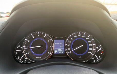 Infiniti QX80 I рестайлинг, 2014 год, 2 400 000 рублей, 6 фотография