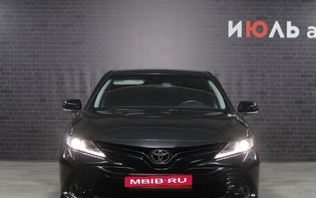 Toyota Camry, 2018 год, 2 291 000 рублей, 2 фотография