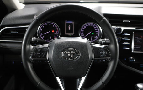 Toyota Camry, 2018 год, 2 291 000 рублей, 16 фотография