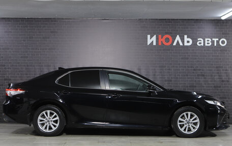 Toyota Camry, 2018 год, 2 291 000 рублей, 5 фотография