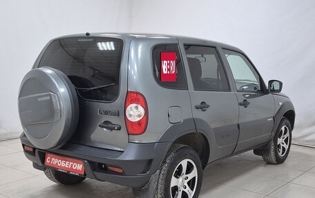 Chevrolet Niva I рестайлинг, 2018 год, 787 000 рублей, 4 фотография