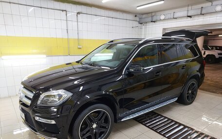 Mercedes-Benz GL-Класс, 2015 год, 5 900 000 рублей, 1 фотография