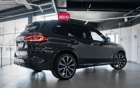 BMW X5, 2022 год, 9 990 000 рублей, 2 фотография