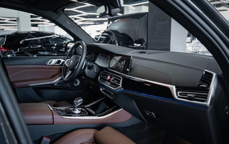 BMW X5, 2022 год, 9 990 000 рублей, 28 фотография