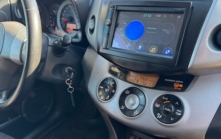 Toyota RAV4, 2008 год, 850 000 рублей, 9 фотография