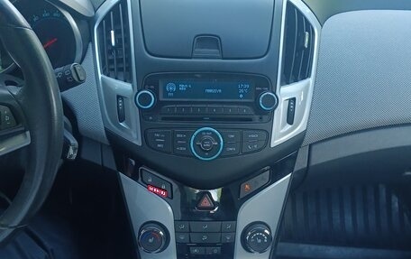 Chevrolet Cruze II, 2013 год, 970 000 рублей, 7 фотография