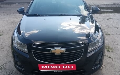 Chevrolet Cruze II, 2013 год, 970 000 рублей, 4 фотография