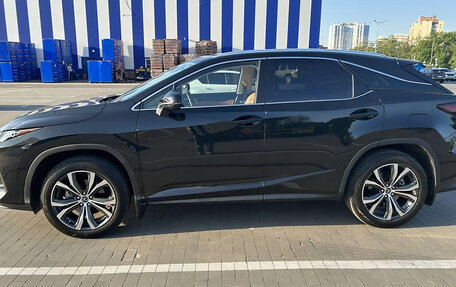 Lexus RX IV рестайлинг, 2022 год, 4 500 000 рублей, 2 фотография