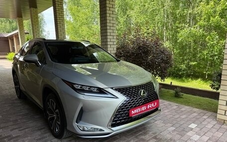 Lexus RX IV рестайлинг, 2021 год, 5 450 000 рублей, 4 фотография