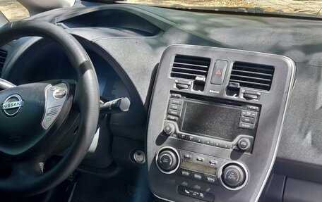 Nissan Leaf I, 2015 год, 1 140 000 рублей, 3 фотография