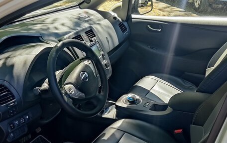 Nissan Leaf I, 2015 год, 1 140 000 рублей, 7 фотография