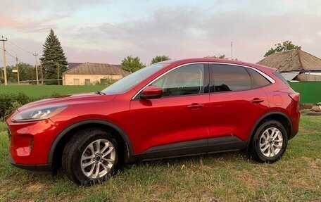 Ford Escape, 2022 год, 2 000 000 рублей, 3 фотография