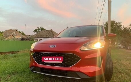 Ford Escape, 2022 год, 2 000 000 рублей, 7 фотография