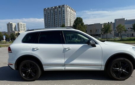 Volkswagen Touareg III, 2017 год, 4 400 000 рублей, 3 фотография